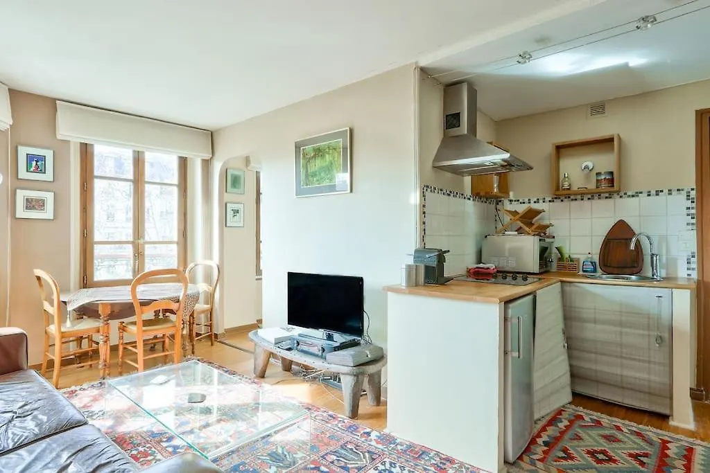 Apartman Charmant T2 Proche De La Basilique Du Sacre-coeur *